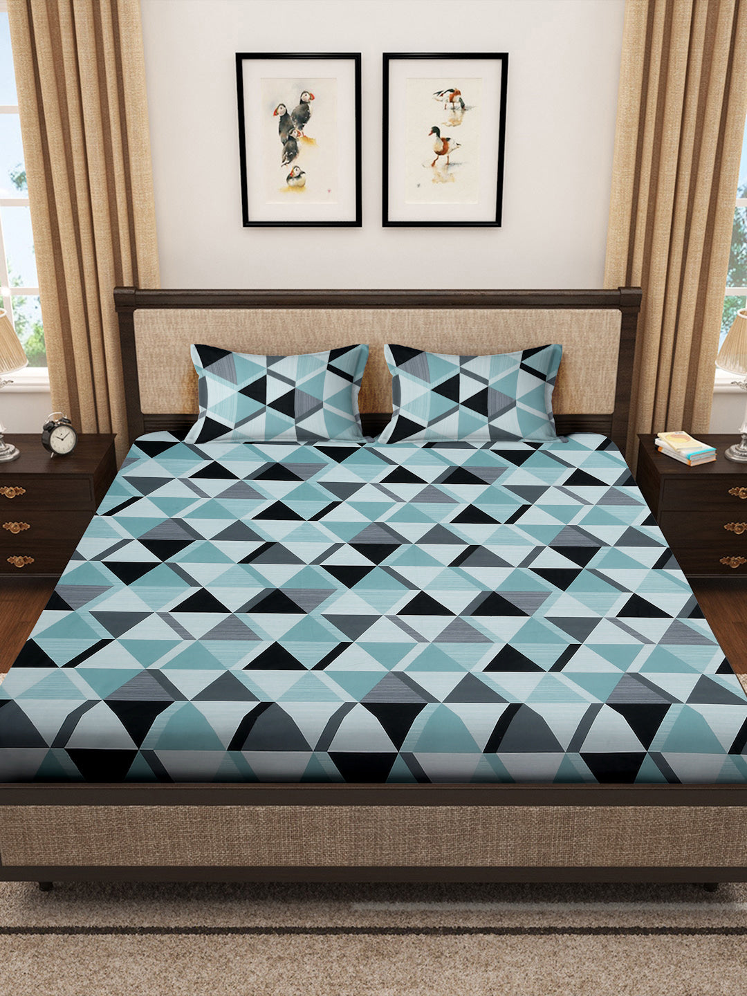 Klotthe Multicolor Geometric 400 TC Pure Cotton Super King Double Bedsheet with 2 Pillow covers