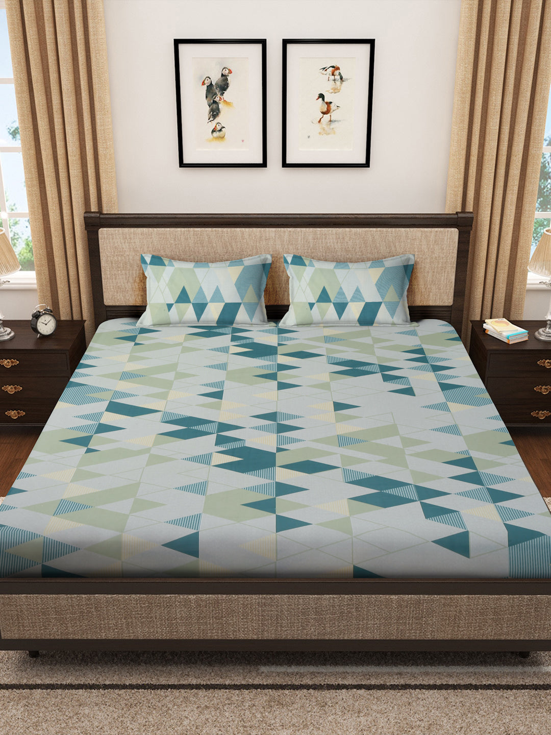 Klotthe Multicolor Geometric 400 TC Pure Cotton Double Bedsheet with 2 Pillow Covers