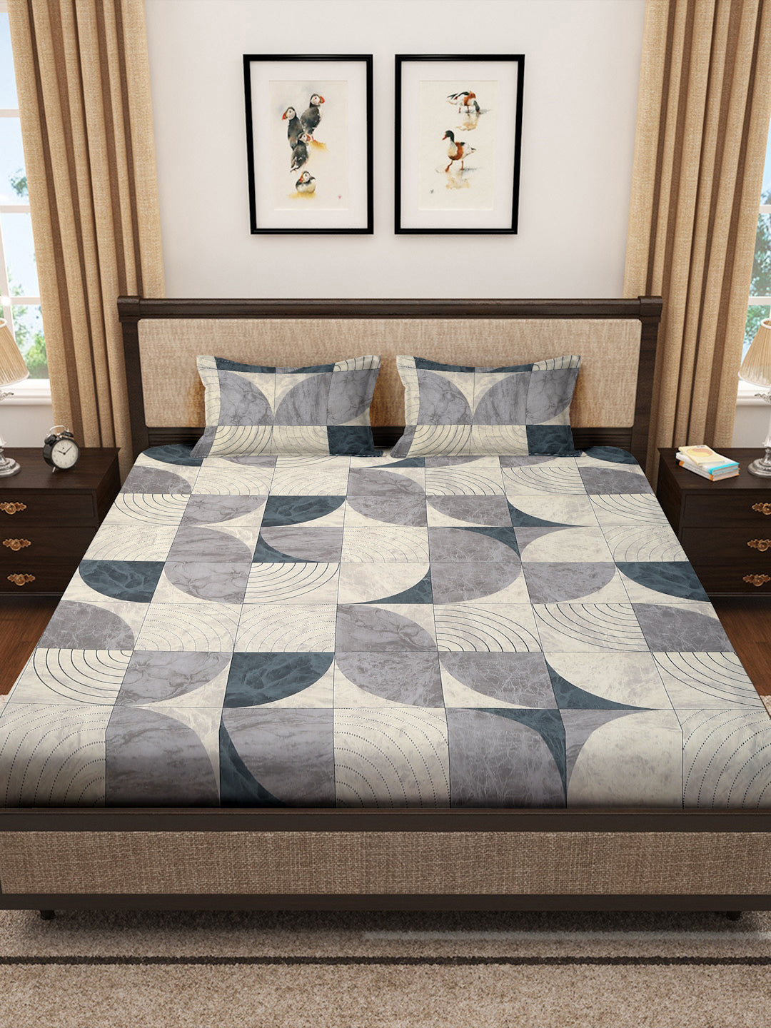 Klotthe Multicolor Geometric 400 TC Pure Cotton Super King Double Bedsheet with 2 Pillow covers