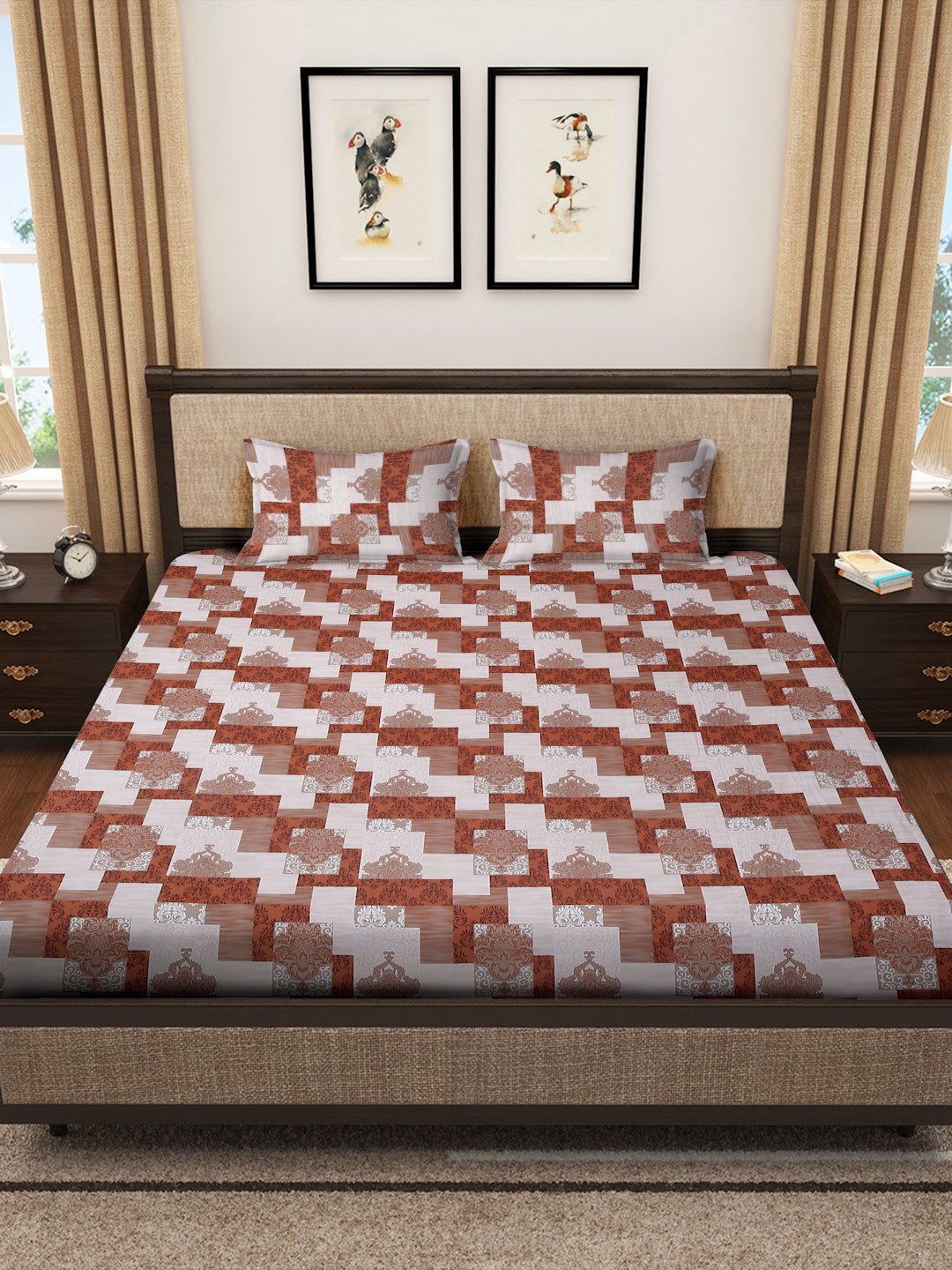 Klotthe Multicolor Geometric 400 TC Pure Cotton Super King Double Bedsheet with 2 Pillow covers