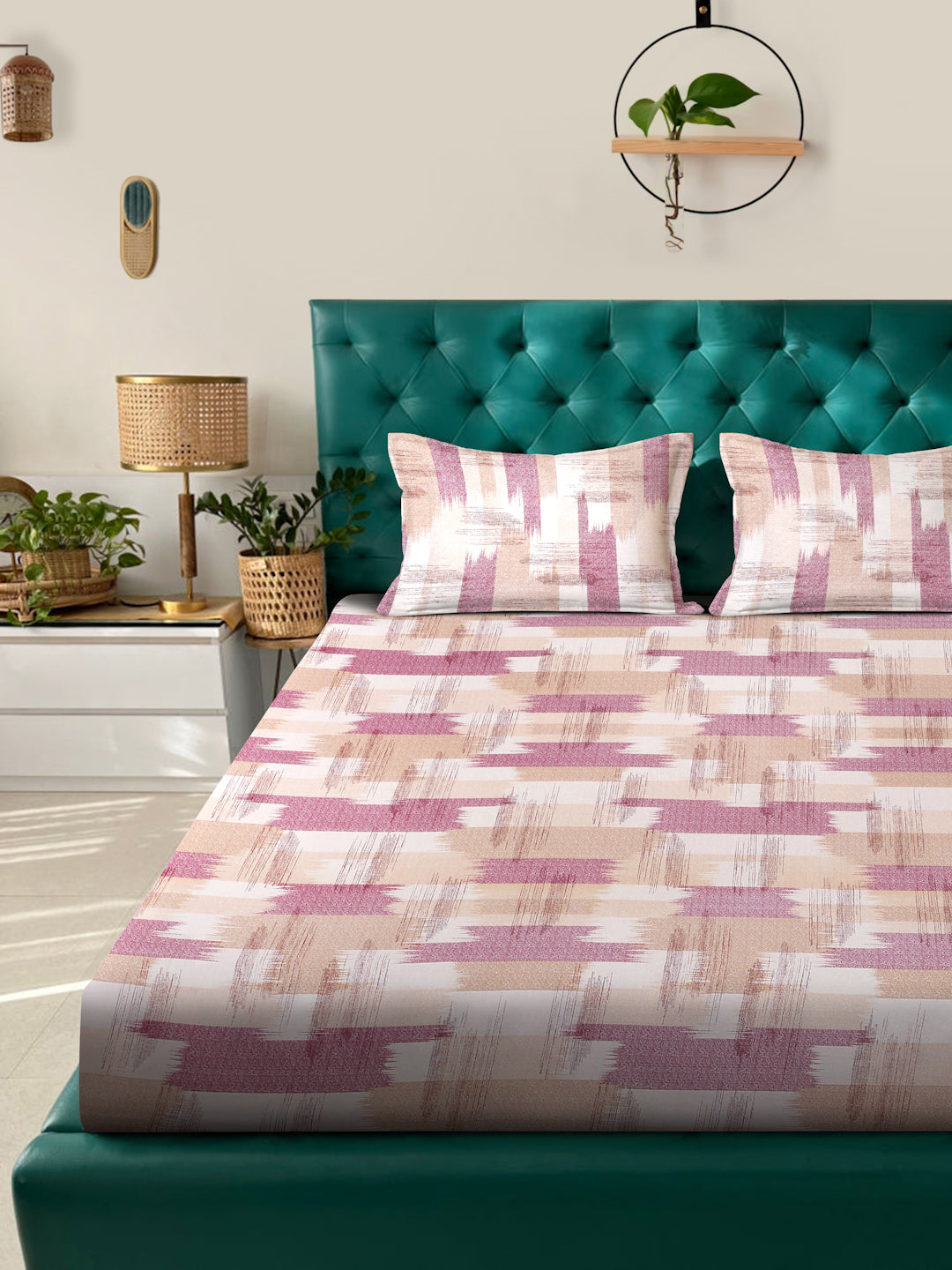 Klotthe Pink Geometric 400 TC Pure Cotton Double Bedsheet with 2 Pillow Covers