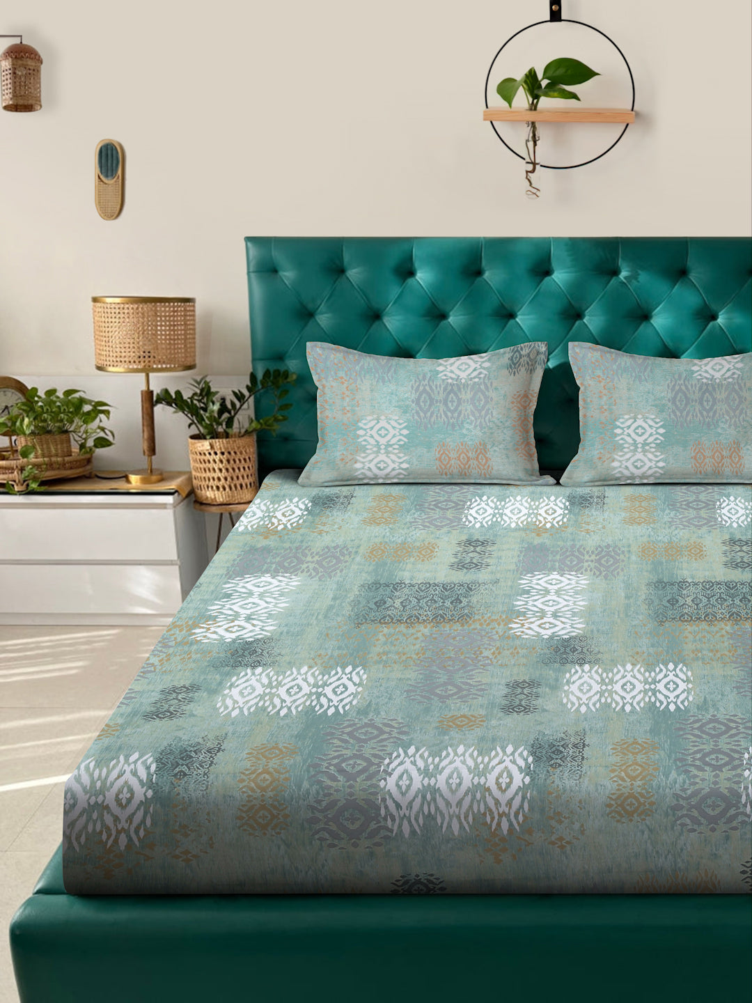 Klotthe Green Geometric 400 TC Pure Cotton Fitted Double Bedsheet with 2 Pillow Covers