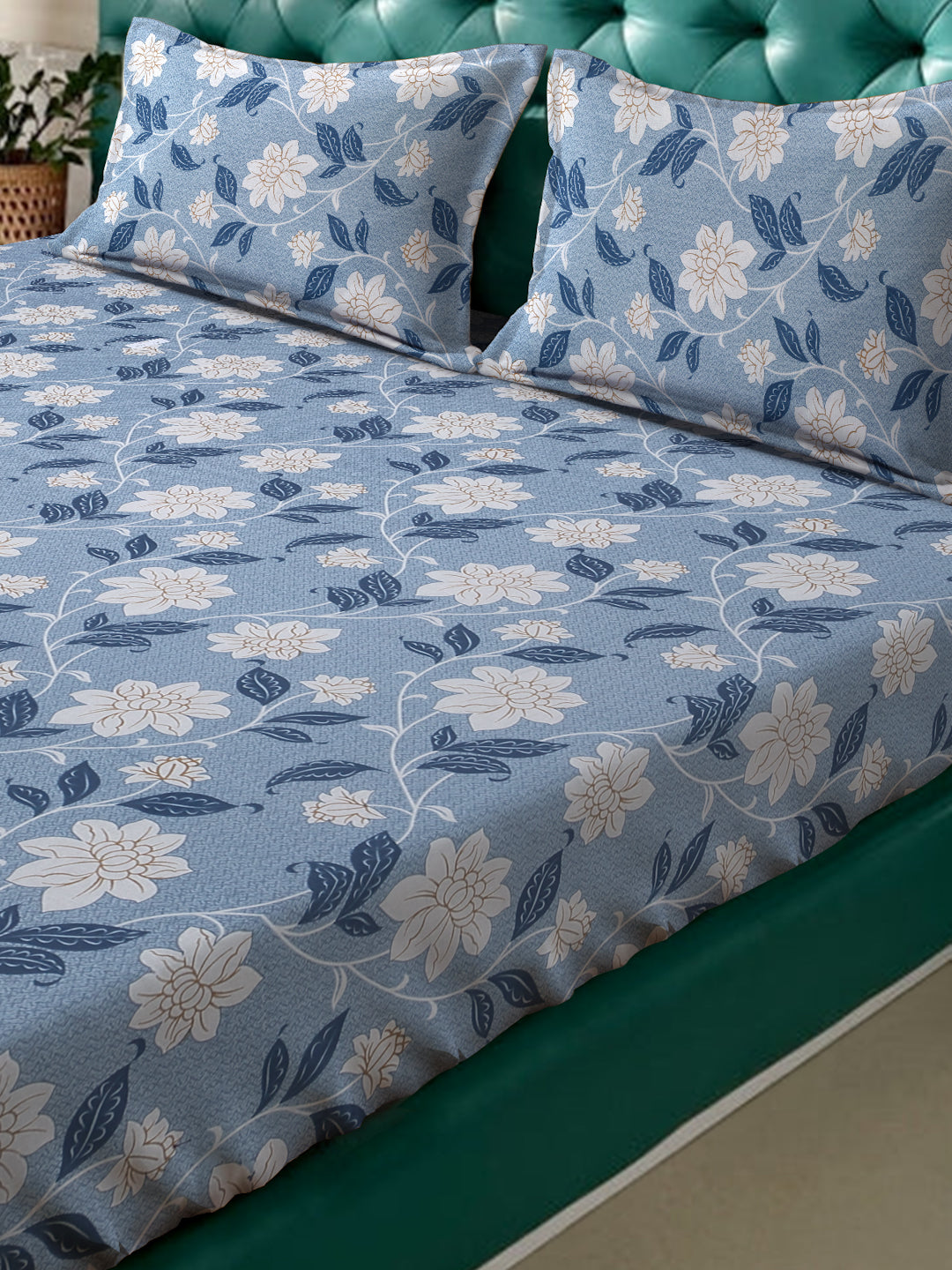 Klotthe Blue Floral 400 TC Pure Cotton Double Bedsheet with 2 Pillow Covers